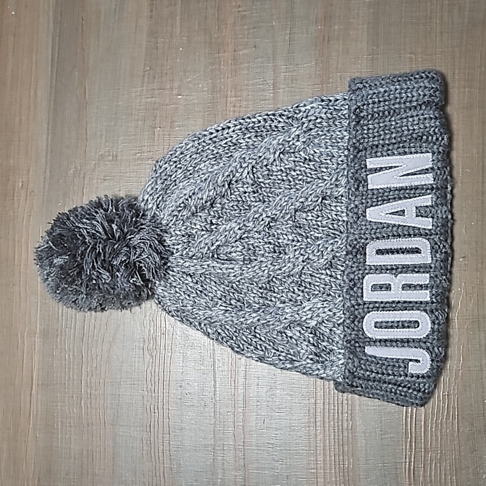 Jordan Jumpman Cable Cuff Pom Pom Beanie Hat